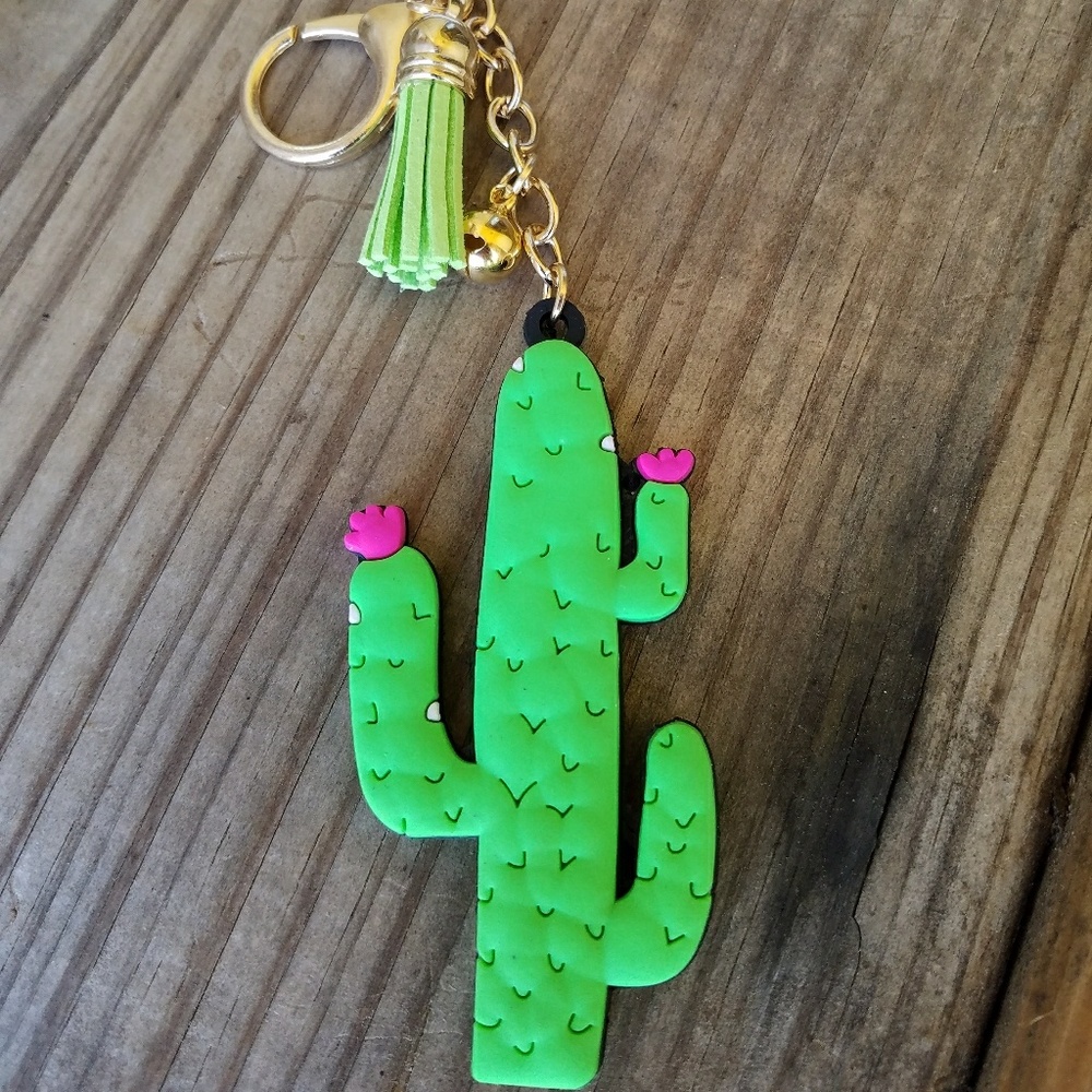 🌵Cactus Keychain🌵 - Picture 3 of 3